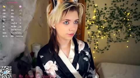 Snapshot of liliandaniels chatting on 1, 11, 2025 Lilian online show from 1, 11, 2025