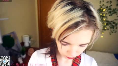 Snapshot of liliandaniels chatting on 13, 11, 2025 Lilian online show from 13, 11, 2025