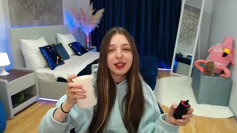 Lili Bakery online show from 7, 2, 2025