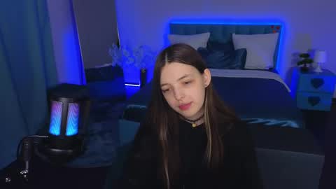 Lili Bakery online show from 4, 3, 2025