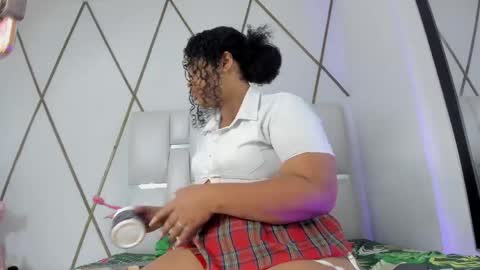 Snapshot of lilicameron_ chatting on 30, 4, 2026 LIli cameron online show from 30, 4, 2026