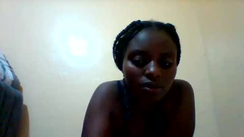Snapshot of liligal chatting on 14, 5, 2026 liligal online show from 14, 5, 2026