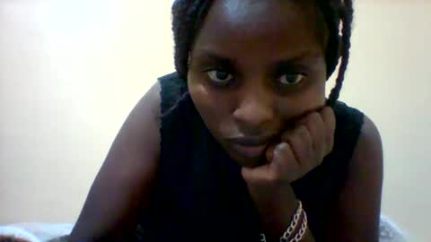 Snapshot of liligal chatting on 17, 5, 2026 liligal online show from 17, 5, 2026