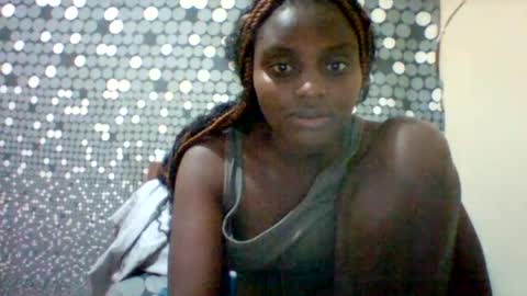 Snapshot of liligal chatting on 18, 6, 2026 liligal online show from 18, 6, 2026