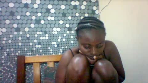 Snapshot of liligal chatting on 28, 6, 2026 liligal online show from 28, 6, 2026