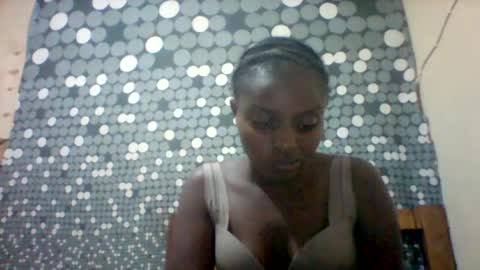 Snapshot of liligal chatting on 29, 6, 2026 liligal online show from 29, 6, 2026