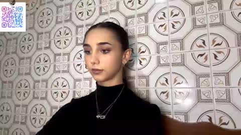 Lina online show from 4, 12, 2025