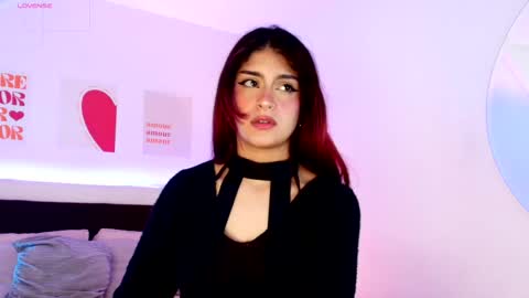 Snapshot of liliith_savett chatting on 4, 5, 2026 Lilith Savett online show from 4, 5, 2026