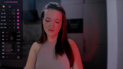 Snapshot of lililaluna chatting on 1, 12, 2025 ... online show from 1, 12, 2025