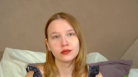 Snapshot of lililinn chatting on 8, 6, 2026 LiliLinn online show from 8, 6, 2026