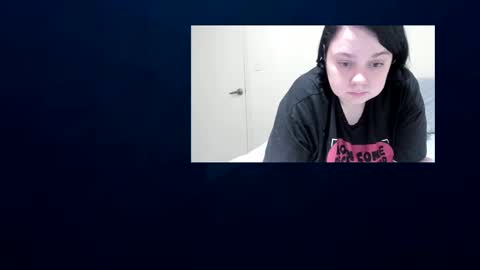 Snapshot of lilimariexx chatting on 17, 2, 2025 Lili Marie online show from 17, 2, 2025