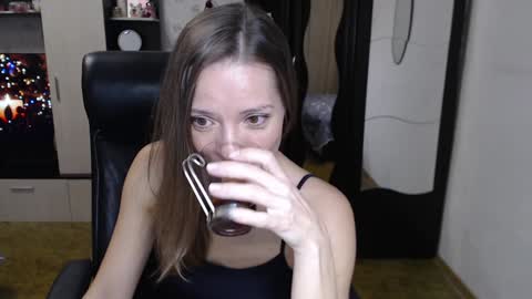 lilith small21 online show from 10, 12, 2024