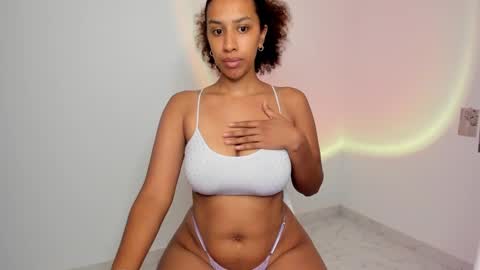 Alejandra  online show from 19, 1, 2025