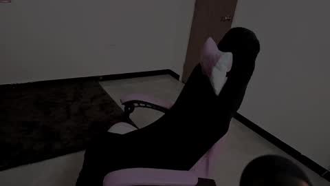 Snapshot of lilithcary chatting on 23, 11, 2025 Lilith online show from 23, 11, 2025