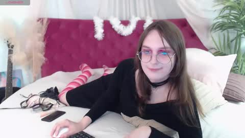 lilithiscute online show from 28, 10, 2025
