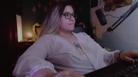 lilithmystic01 online show from 24, 2, 2025