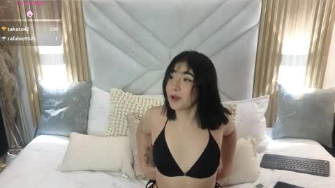 Snapshot of lilithnyx_x chatting on 8, 4, 2026 lilithnyx_x online show from 8, 4, 2026
