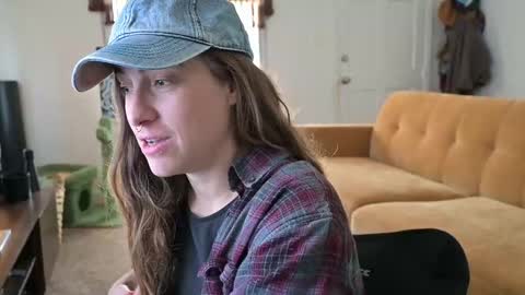 L online show from 25, 9, 2025