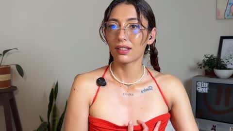 Snapshot of lilithrose_b chatting on 5, 6, 2026 Lele online show from 5, 6, 2026