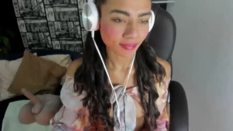 lilithsabeth online show from 14, 2, 2025