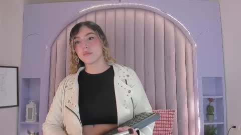 Snapshot of lilithsmith_ chatting on 16, 12, 2025 Lilith online show from 16, 12, 2025