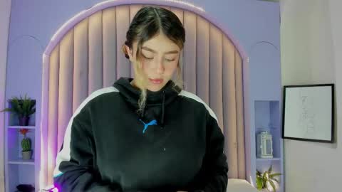 lilithsmith__ online show from 11, 11, 2025