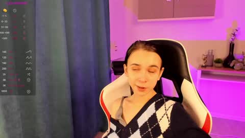 lilithstrangfor online show from 17, 12, 2024