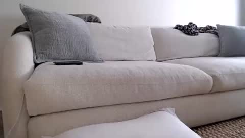 Jay  please help me reach 50 thumbs up online show from 6, 1, 2026