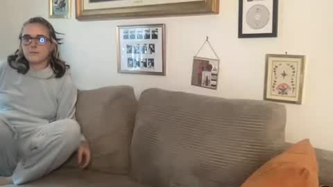 lilldaddysgirl online show from 17, 11, 2025