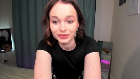 Snapshot of lillianperrys chatting on 2, 2, 2026 Lily online show from 2, 2, 2026