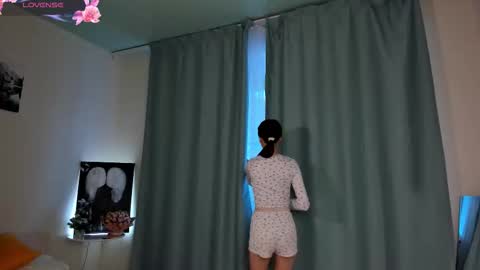 Snapshot of lillianperrys chatting on 26, 2, 2026 Lily online show from 26, 2, 2026