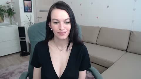 Snapshot of lilliyves chatting on 15, 6, 2026 lilliyves online show from 15, 6, 2026