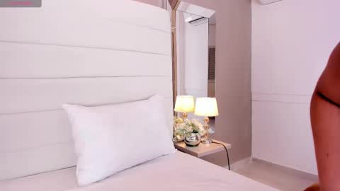 Lizeth follow me in my igimlilycute 3 online show from 25, 2, 2025