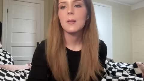 lilly_adams88 online show from 8, 5, 2026
