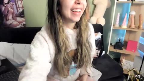 lilly_sweet02 online show from 8, 2, 2026