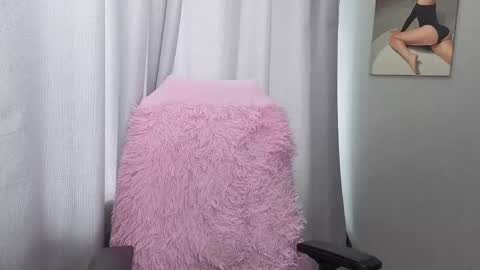 LillyFan X online show from 11, 4, 2026