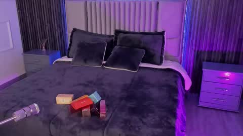 Lilly Ortiz online show from 4, 3, 2025