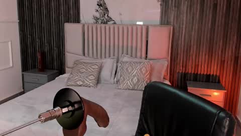 Lilly Ortiz online show from 20, 2, 2026