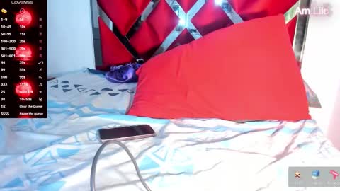 Snapshot of lilotoronto chatting on 14, 10, 2025 lilotoronto online show from 14, 10, 2025