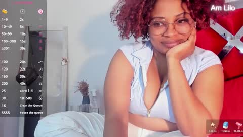 Snapshot of lilotoronto chatting on 15, 10, 2025 lilotoronto online show from 15, 10, 2025