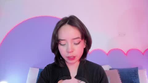 Snapshot of lilou_albrecht chatting on 16, 1, 2025 Lilou online show from 16, 1, 2025
