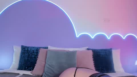 Snapshot of lilou_albrecht chatting on 12, 2, 2025 Lilou online show from 12, 2, 2025