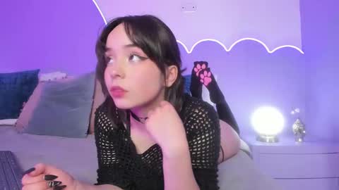 Snapshot of lilou_albrecht chatting on 18, 2, 2025 Lilou online show from 18, 2, 2025