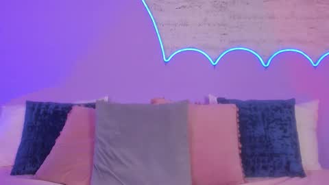 Snapshot of lilou_albrecht chatting on 7, 10, 2025 Lilou online show from 7, 10, 2025
