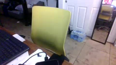 Snapshot of lilpackage69 chatting on 4, 12, 2025 lilpackage69 online show from 4, 12, 2025