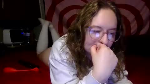 LilPies  online show from 8, 1, 2025