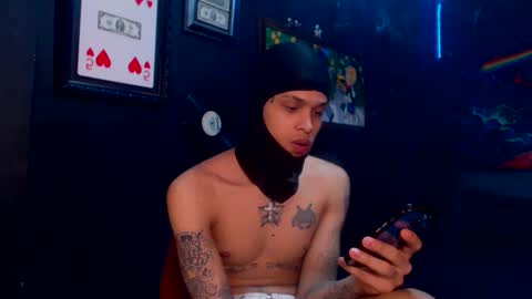 Snapshot of lilray99 chatting on 26, 1, 2025 ONLYFANS online show from 26, 1, 2025
