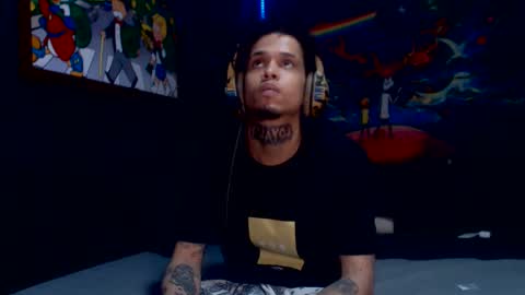 Snapshot of lilray99 chatting on 25, 2, 2025 ONLYFANS online show from 25, 2, 2025