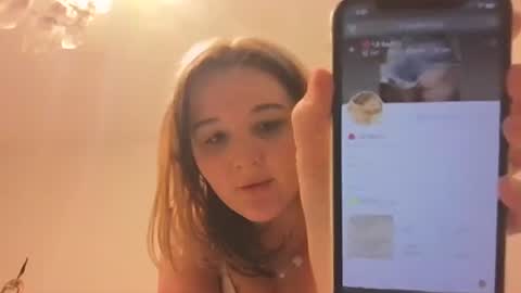 Snapshot of lilred0503 chatting on 23, 7, 2026 lilred0503 online show from 23, 7, 2026
