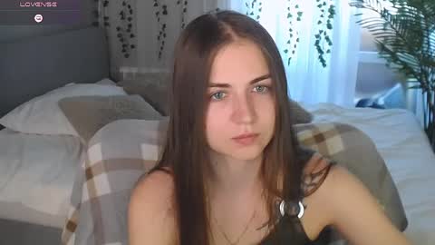 lilu__moon online show from 5, 6, 2026